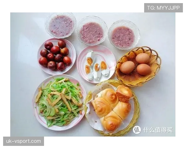 李娜晒个超接地气早餐，评论区直接去扒她家车库